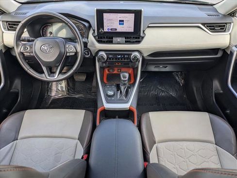 Used 2024 Toyota RAV4 Adventure image 16