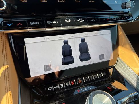 New 2026 Jeep Grand Wagoneer Summit AWD/4WD image 17