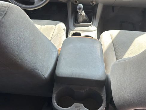 Used 2006 Toyota Tacoma 4x4 Access Cab V6 image 25