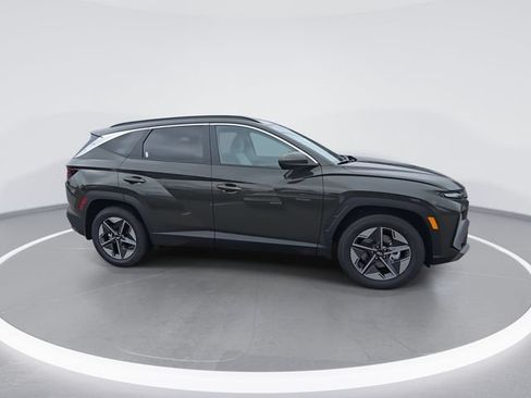 New 2026 Hyundai Tucson SEL FWD image 9
