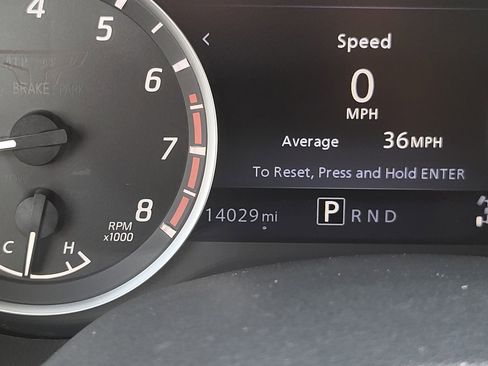 Used 2024 Nissan Titan SV w/ SV Convenience Package image 15