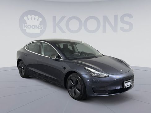 Used 2019 Tesla Model 3 Mid Range image 10