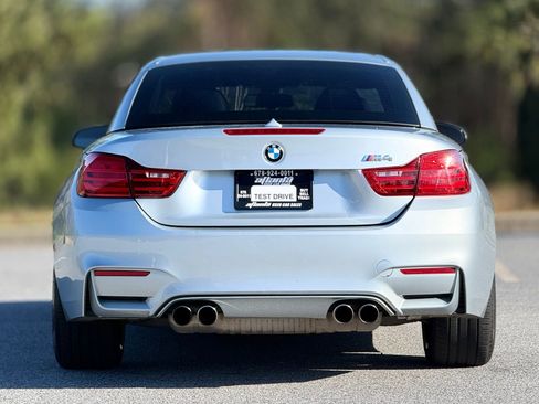 Used 2016 BMW M4 Convertible image 5