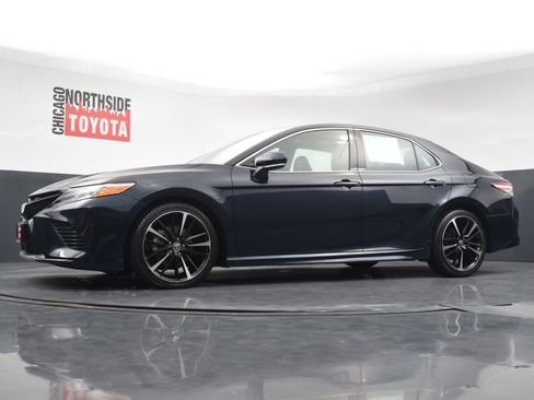 Used 2020 Toyota Camry XSE FWD image 29