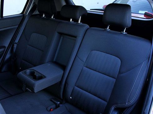 Used 2017 Kia Sportage LX image 9