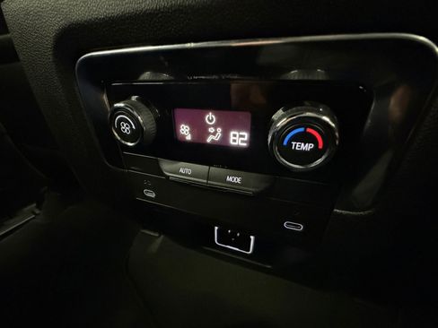 Used 2025 Chevrolet Tahoe LT image 21