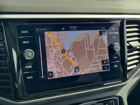 Used 2023 Volkswagen Atlas Cross Sport SEL image 32