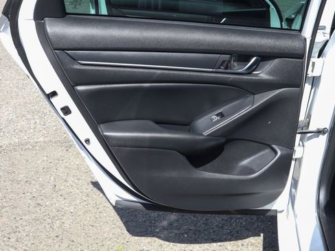 Used 2021 Honda Accord Sport image 34