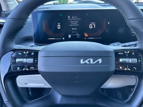 New 2026 Kia Sorento S image 23