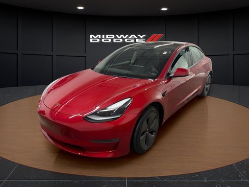 Used 2022 Tesla Model 3 RWD image 2