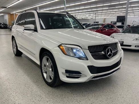 Used 2013 Mercedes-Benz GLK 350 4MATIC image 4