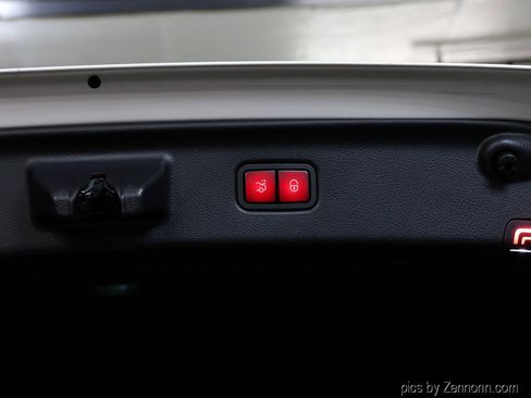 Used 2022 Mercedes-Benz S 580 4MATIC Sedan image 33