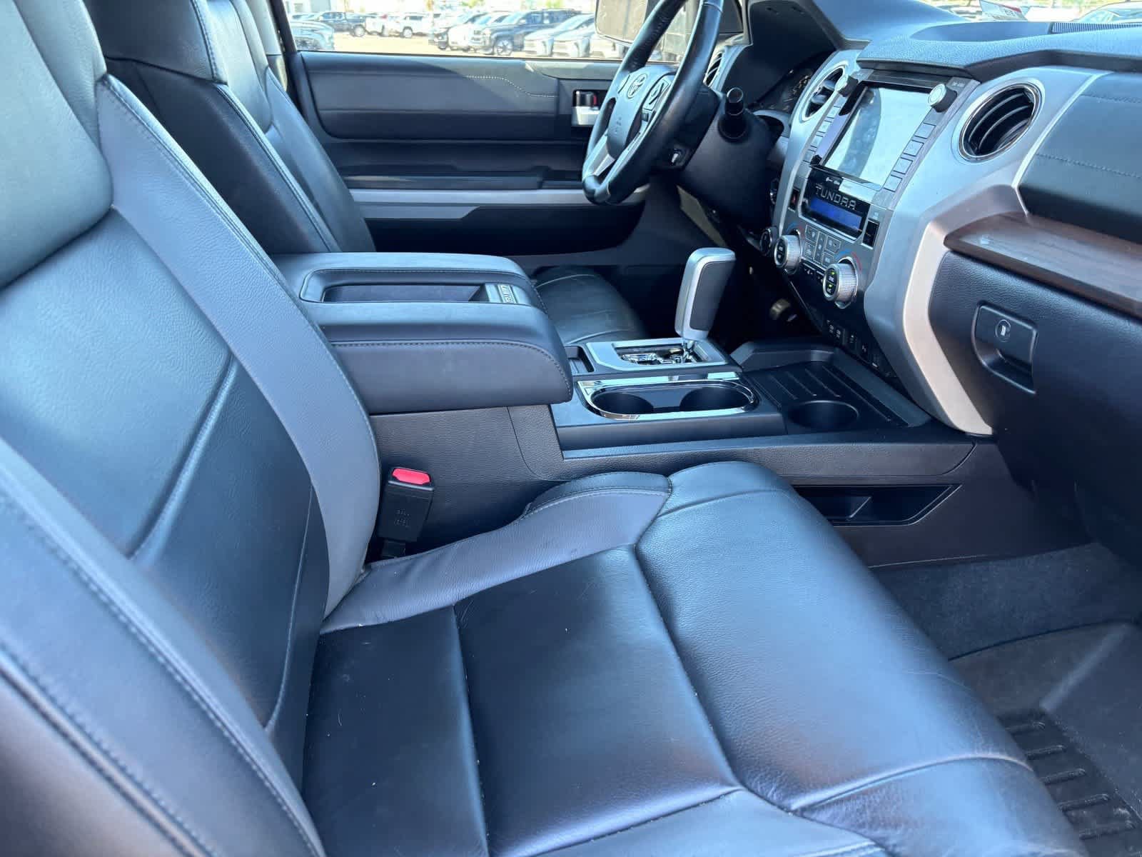 Used 2021 Toyota Tundra Limited w/ Limited Premium Package AWD/4WD image 12
