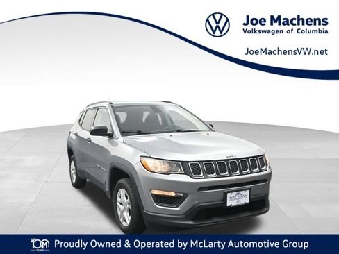 Used 2018 Jeep Compass Sport AWD/4WD image 1