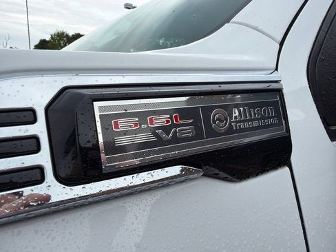 Used 2025 GMC Sierra 3500 Pro w/ Convenience Package AWD/4WD image 5