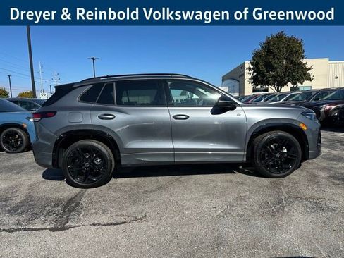 New 2026 Volkswagen Tiguan SE R-Line image 8