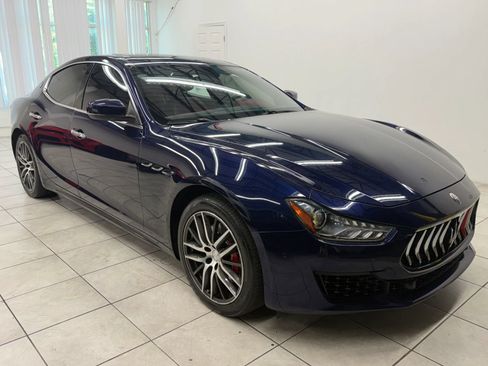 Used 2019 Maserati Ghibli RWD image 1