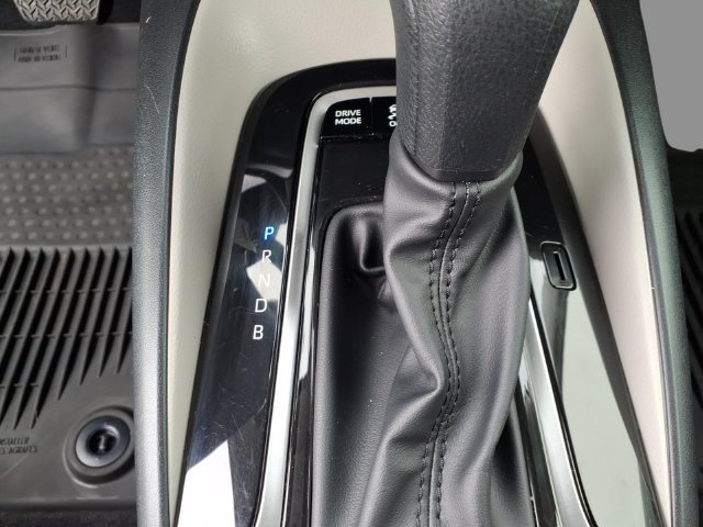 Used 2024 Toyota Corolla LE FWD image 17