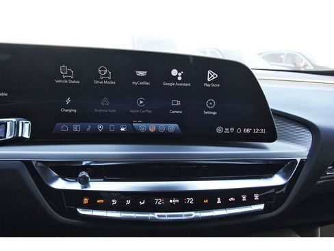 New 2026 Cadillac Lyriq Luxury image 16