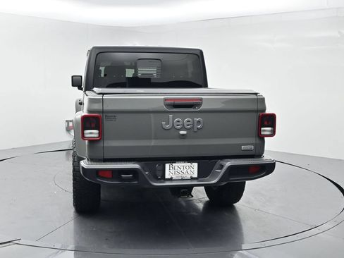Used 2022 Jeep Gladiator Overland w/ Cold Weather Group AWD/4WD image 22