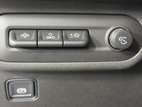 Used 2023 GMC Terrain Denali AWD/4WD image 33