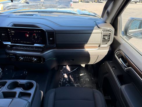 Used 2024 GMC Sierra 1500 Elevation w/ LPO, GMC Protection Package image 27