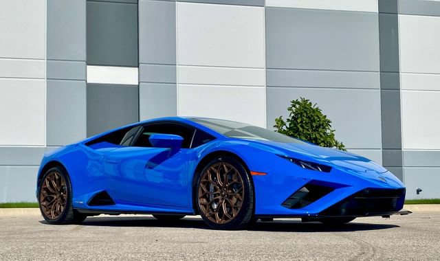 Used 2021 Lamborghini Huracan EVO RWD image 4