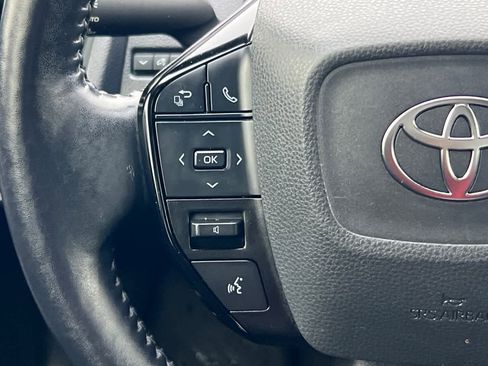 Certified 2023 Toyota Prius XLE image 25