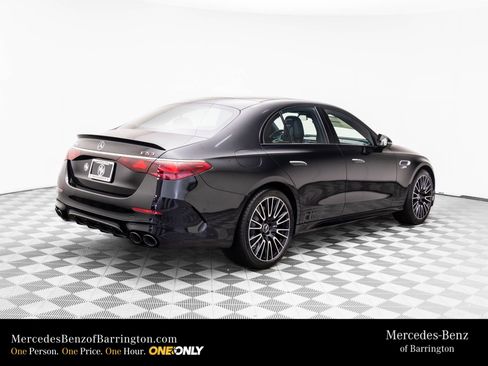 New 2026 Mercedes-Benz E 53 AMG e 4MATIC Sedan image 6