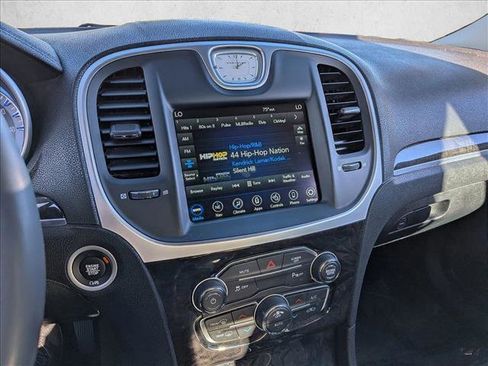 Used 2022 Chrysler 300 Touring L w/ Popular Equipment Group image 12