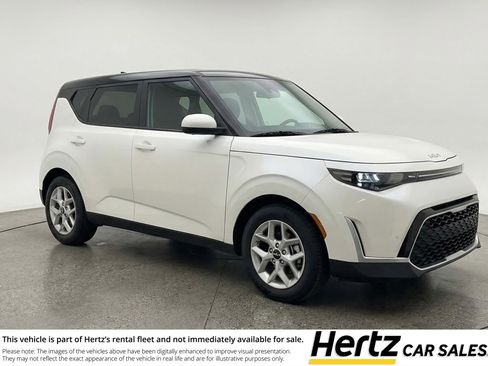 Used 2025 Kia Soul LX w/ LX Technology Package image 1