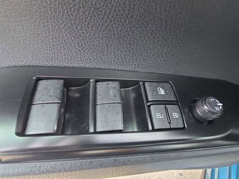Used 2026 Toyota Camry SE w/ Convenience Package FWD image 28