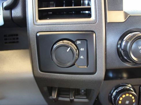 Used 2022 Ford F250 XL w/ Power Equipment Group AWD/4WD image 38