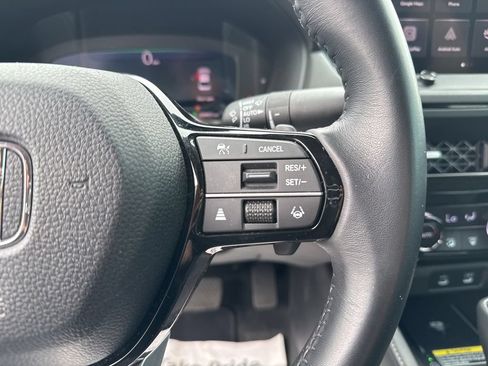 Used 2023 Honda Accord Touring image 15
