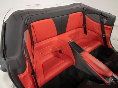 Used 2019 Ferrari Portofino image 55