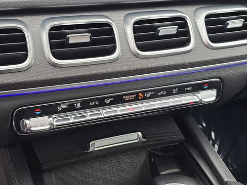 Certified 2023 Mercedes-Benz GLE 350 4MATIC w/ AMG Line Exterior image 22