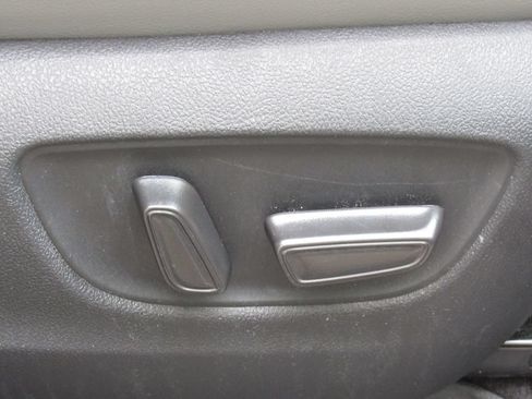 Used 2023 Toyota Sienna XLE w/ XLE Plus Package AWD/4WD image 22