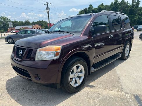 Used 2013 Nissan Armada SV RWD image 3