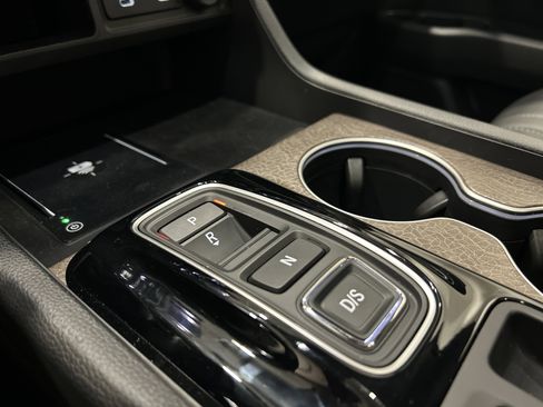 Used 2026 Honda Pilot Elite image 16