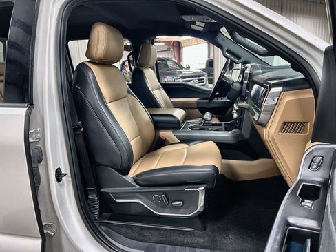 Used 2021 Ford F150 Lariat RWD image 28