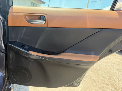 Used 2022 Lexus IS 300 RWD image 17