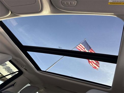 New 2025 Ford Expedition Active image 23