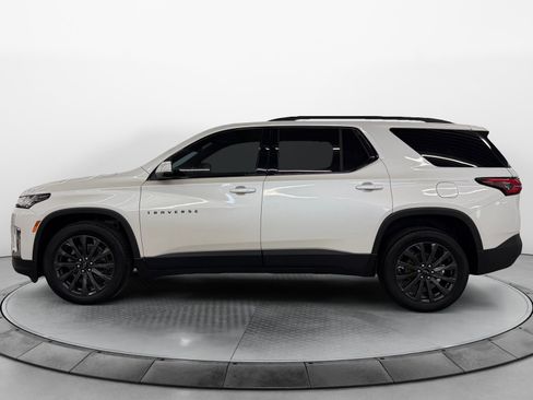 Used 2023 Chevrolet Traverse RS AWD/4WD image 3
