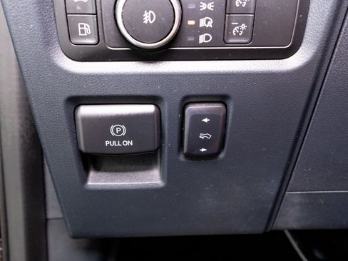 Used 2022 Ford F150 Platinum w/ Equipment Group 701A High AWD/4WD image 39