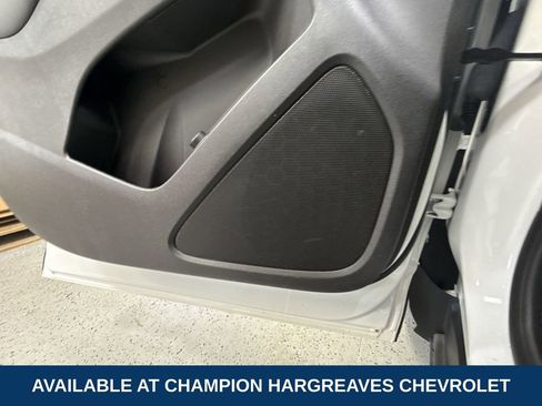 Used 2024 Chevrolet Equinox LT image 32