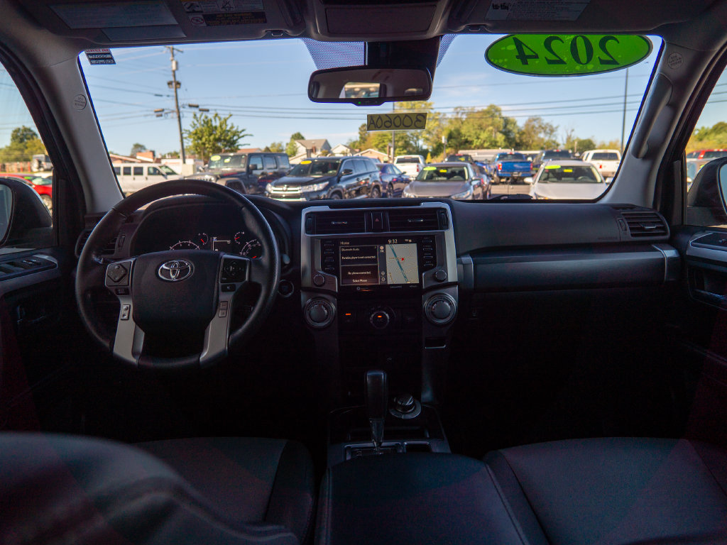 Used 2024 Toyota 4Runner SR5 Premium AWD/4WD image 14