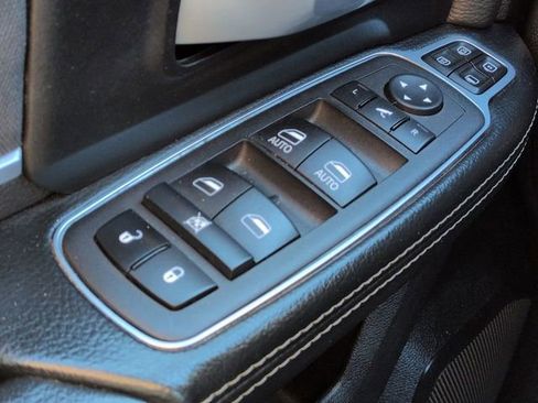 Used 2024 RAM 2500 Big Horn image 25