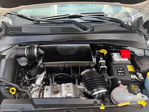 Used 2025 Jeep Compass Limited AWD/4WD image 33
