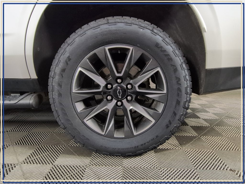 Used 2023 Chevrolet Tahoe Z71 AWD/4WD image 11