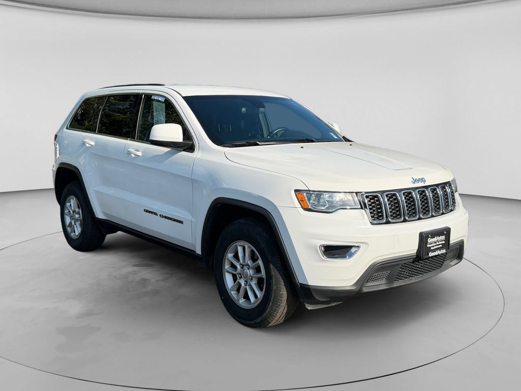 Used 2018 Jeep Grand Cherokee Laredo AWD/4WD image 12